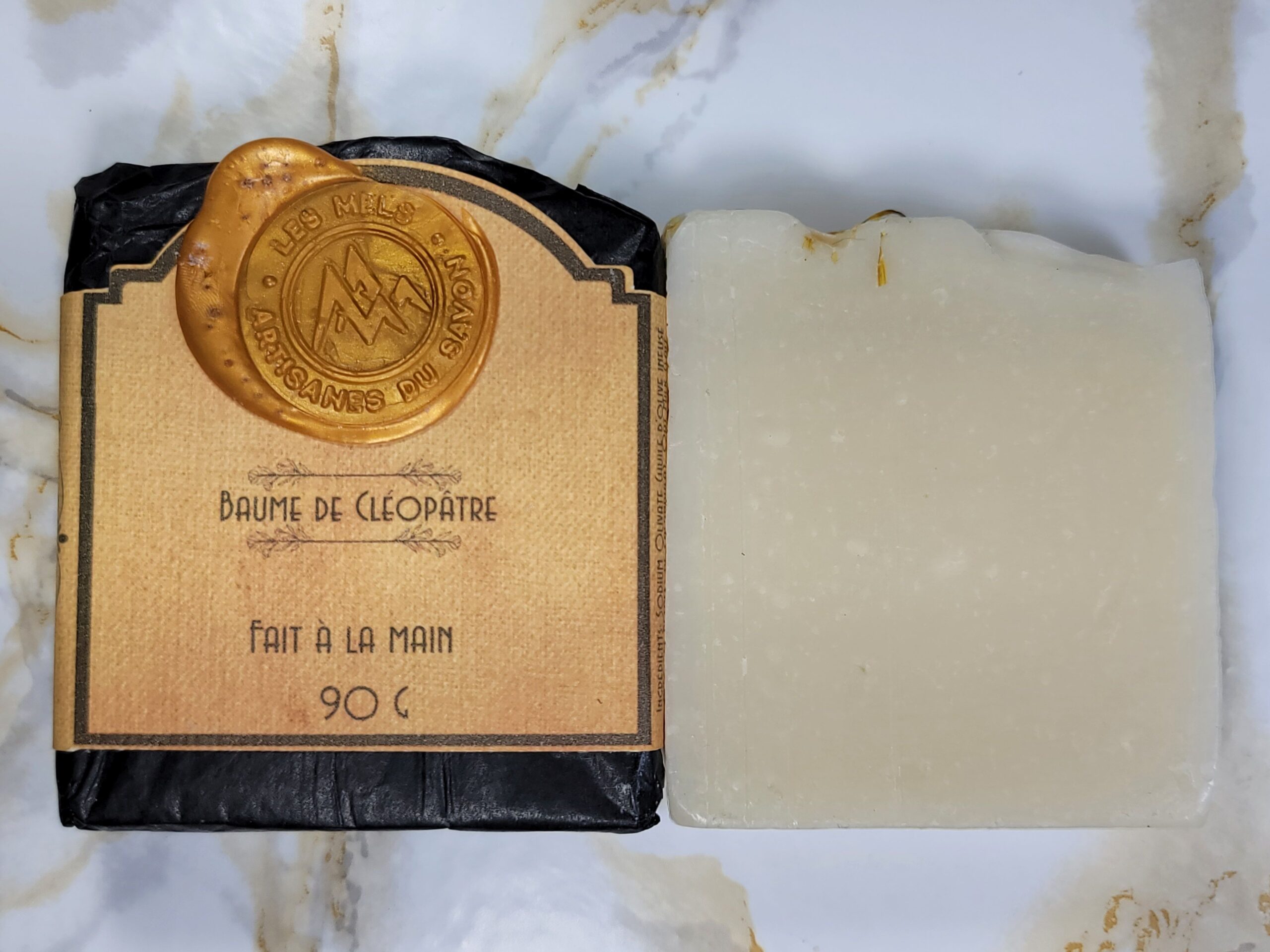 Savon naturel fait à la main Baume de Cléopâtre aux extraits de lait, miel et calendula