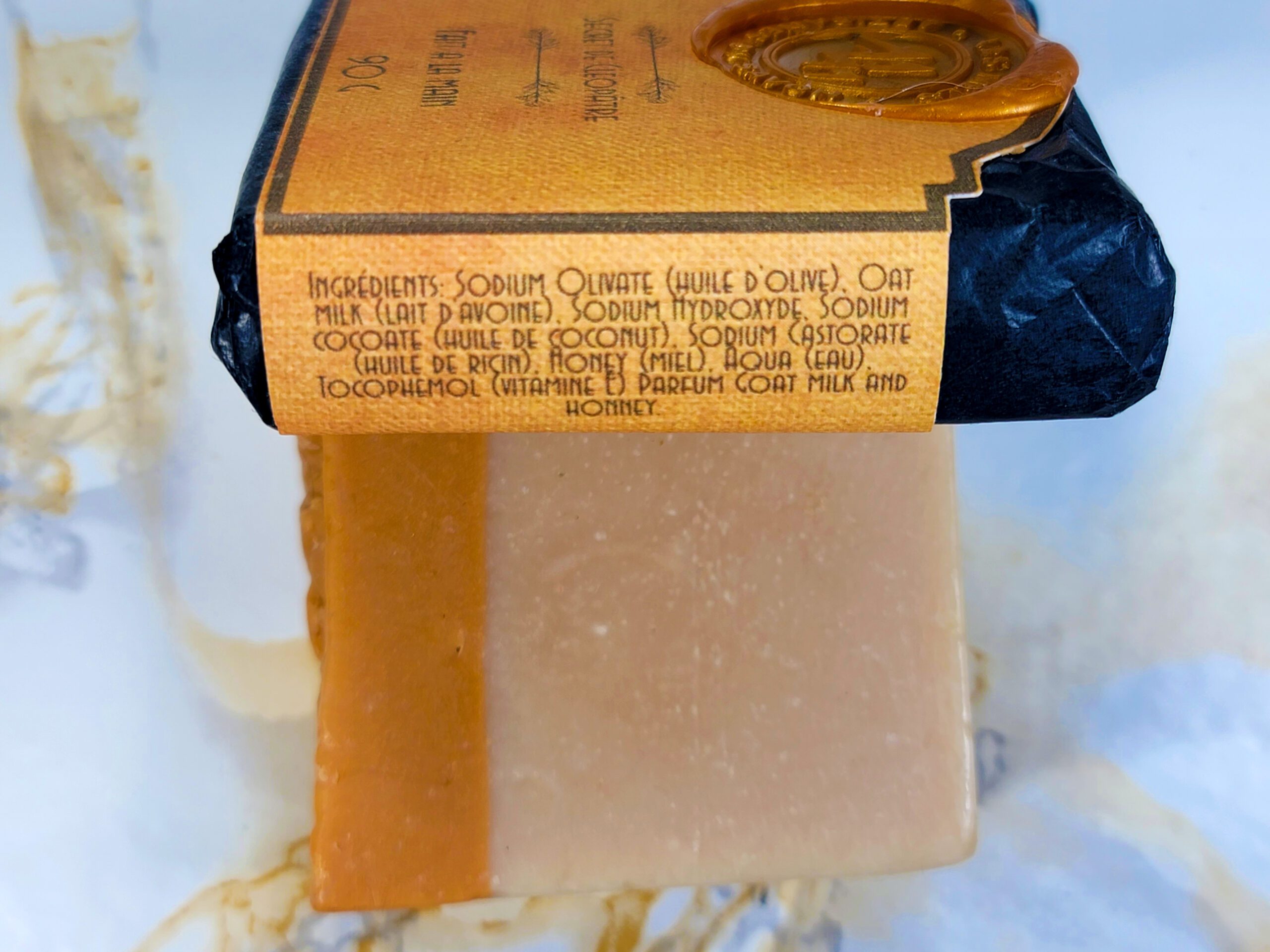 Savon naturel fait à la main Secret de Cléopâtre au lait d’avoine et miel