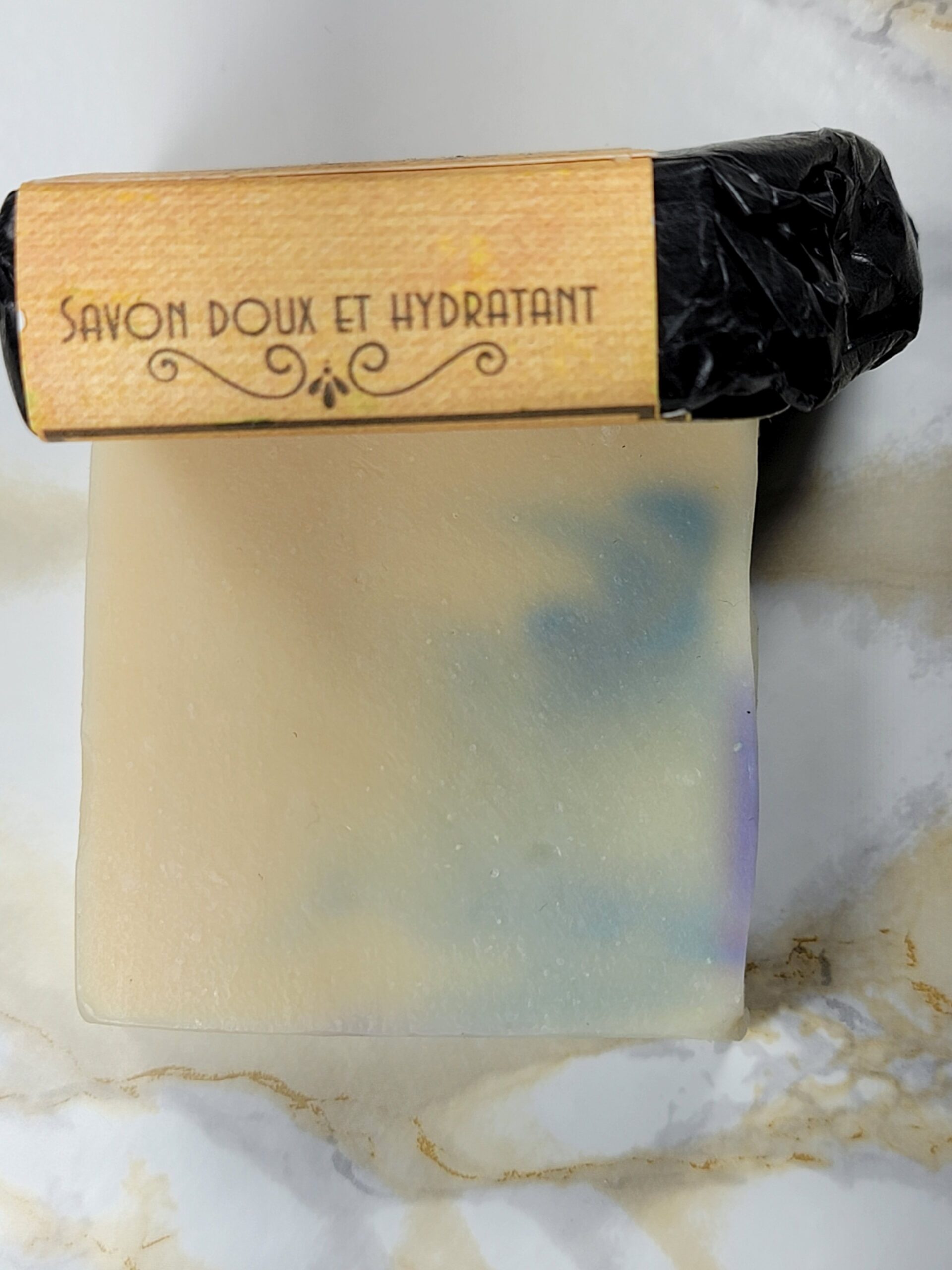 Savon naturel, pour homme, fait à la main Mystérieux au lait de chèvre, cèdre et encens – Les Mels