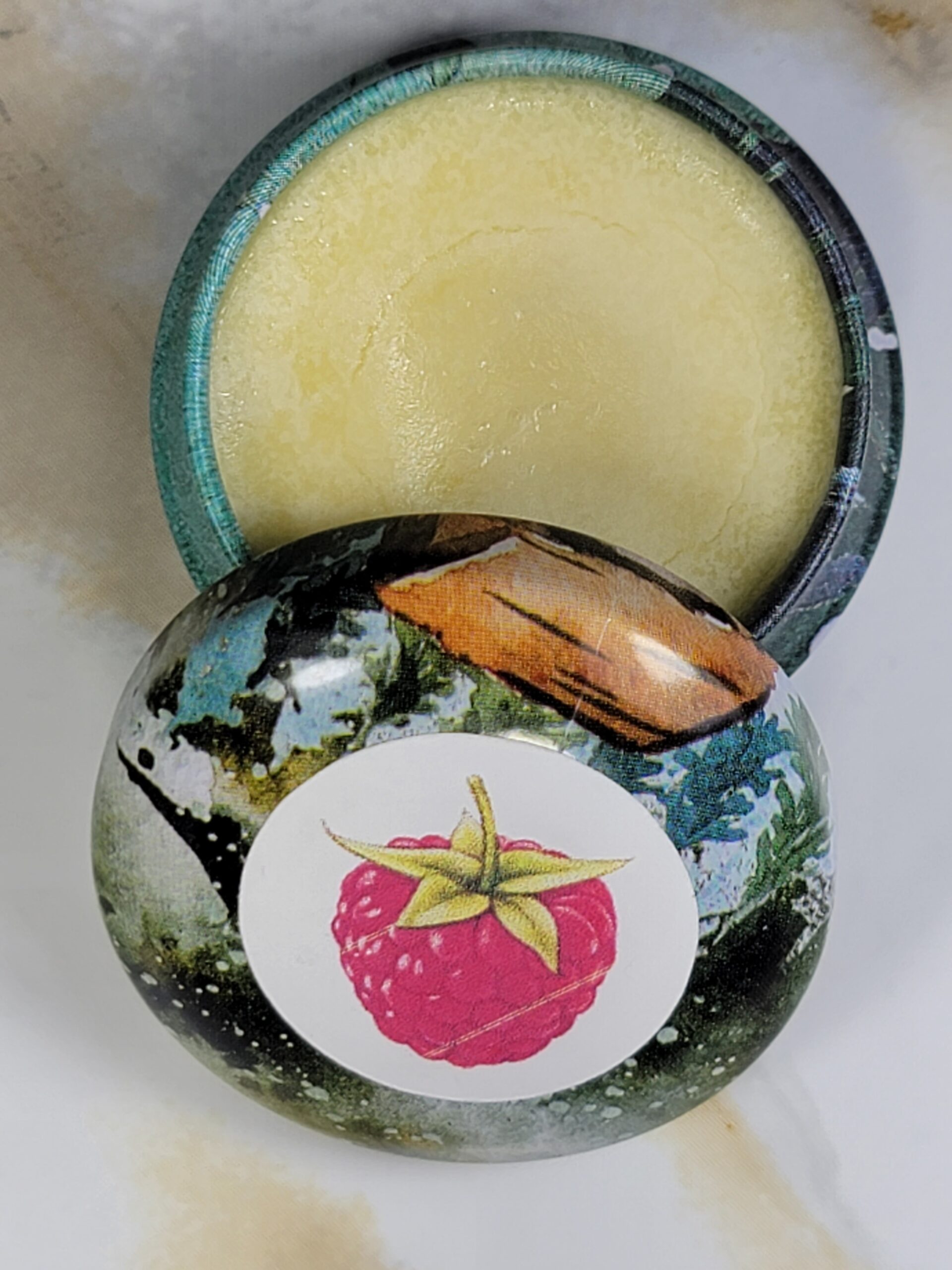 Baume à lèvres artisanal à la framboise – Les Mels